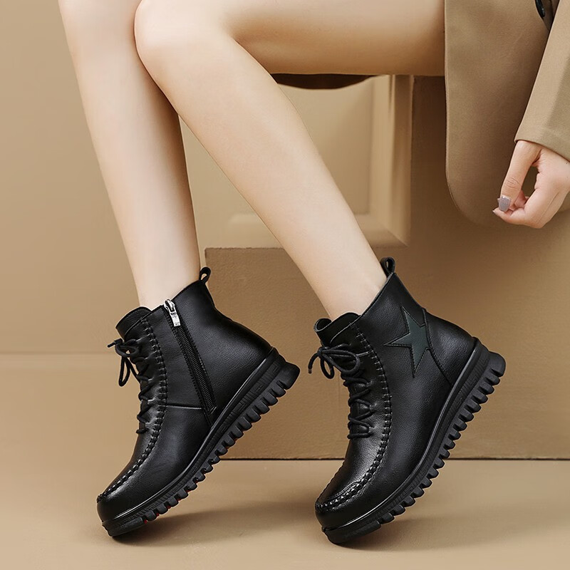 妈妈鞋棉鞋女保暖中年短靴子软底防滑平底老人皮鞋 黑色688059女棉鞋