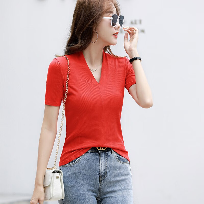 v字衣服是什么牌子 v字衣服-第2张图片-潮百科