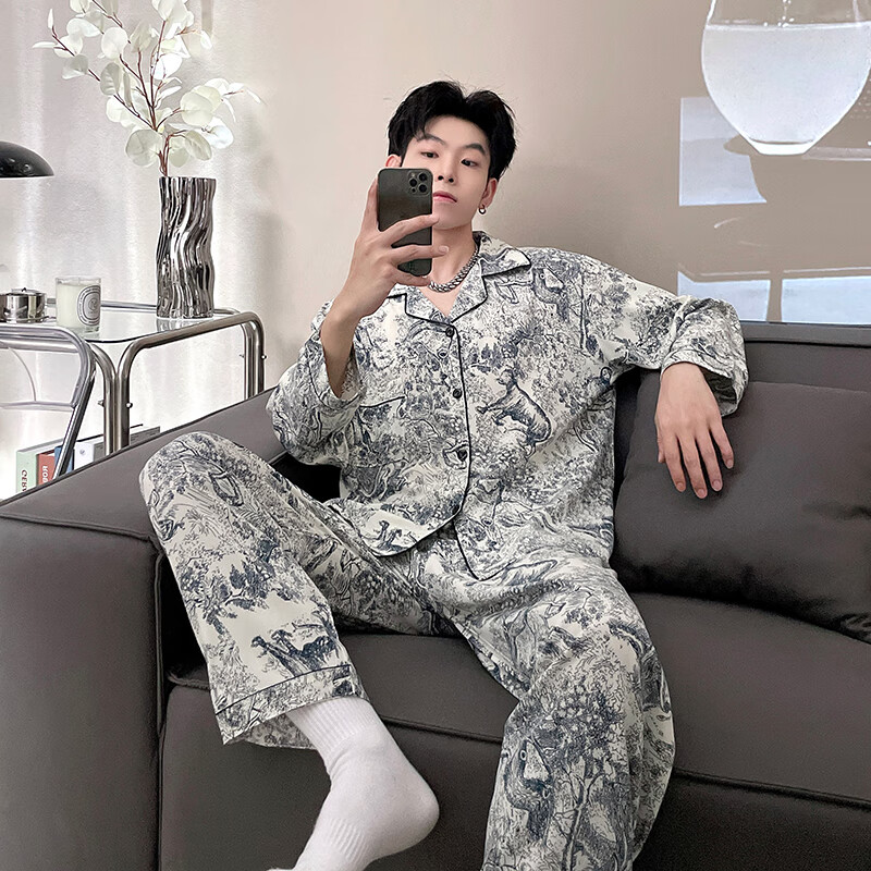 萧淑妃 春秋季新款薄款冰丝绸开衫情侣睡衣休闲可外穿可爱卡通米奇仿真丝长袖长裤家居服套装 水墨画 男生XXL码