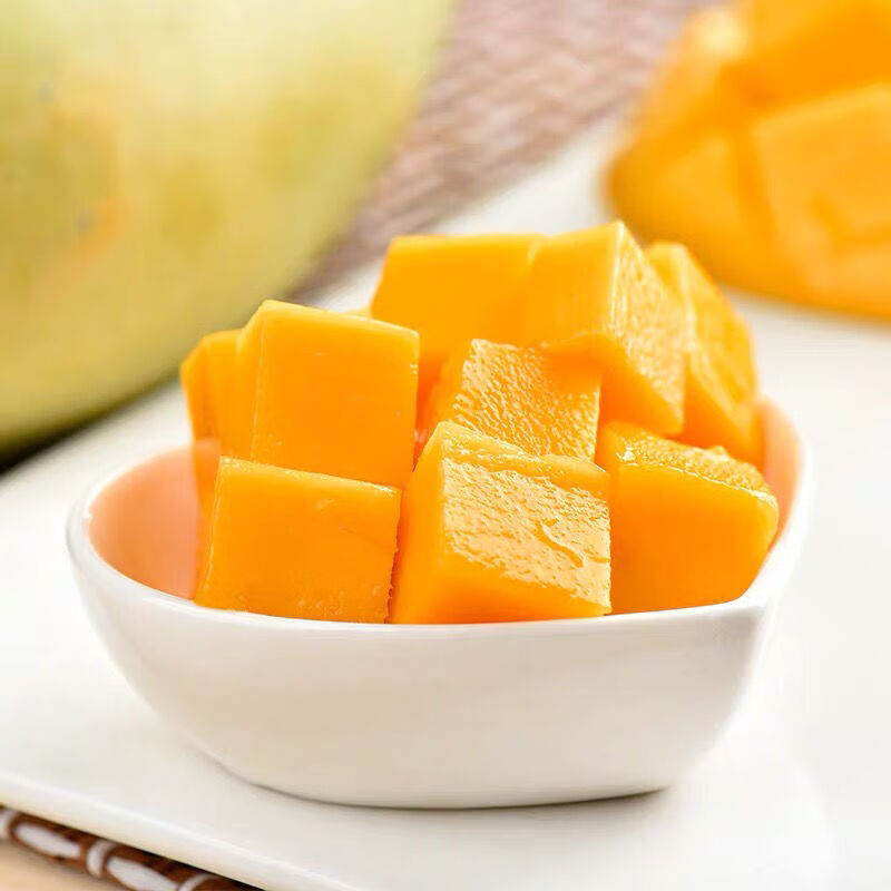 鲸咚亿农海南三亚贵妃芒果 新鲜水果芒果礼盒热带水果红金龙 带箱9.5-10斤大果【150-200克】净重9斤