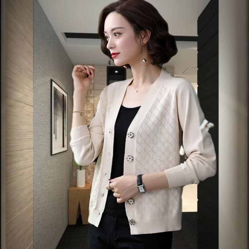 wanyi)毛衣女春秋新款潮针织衫女开衫外套宽松外搭气质小开衫 米白色