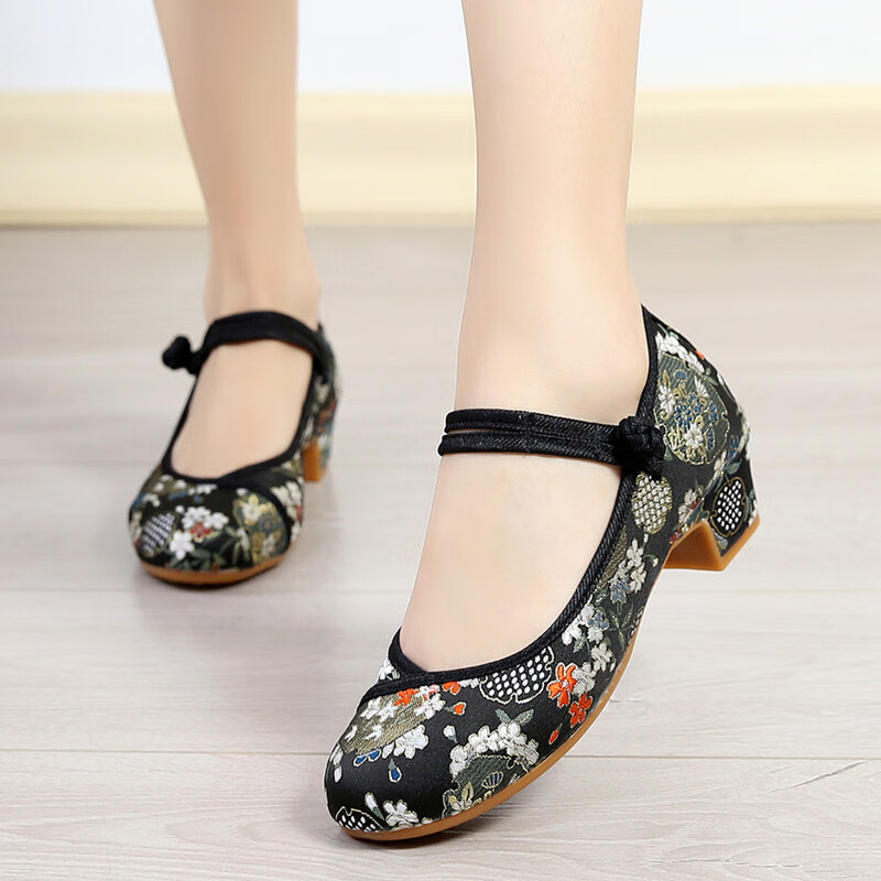 确不凡半高跟女布鞋百搭汉服鞋子女古风搭配旗袍的鞋复古民国风高跟