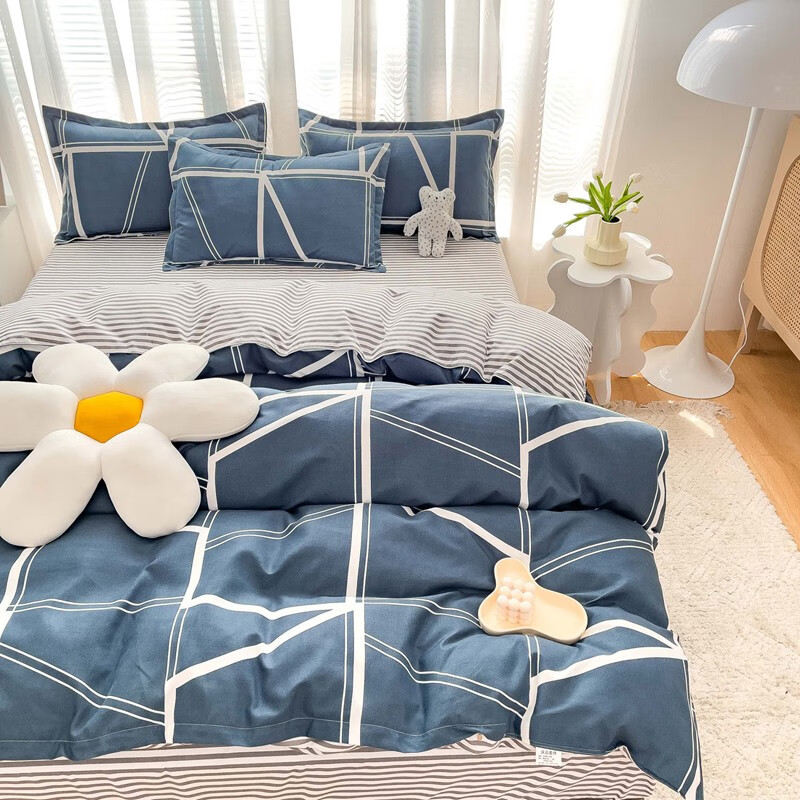 多兰诗（Duolanshi）磨毛四件套 小清新ins卡通田园花卉床上用品套件 几何方块 2.0米 床单款 被套200*230