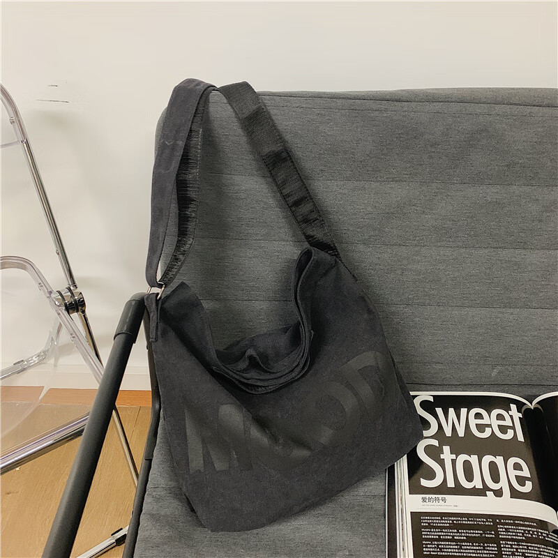 酷奇袋鼠斜挎包男大容量帆布包日系男生斜挎背包女休闲包包学生男士包