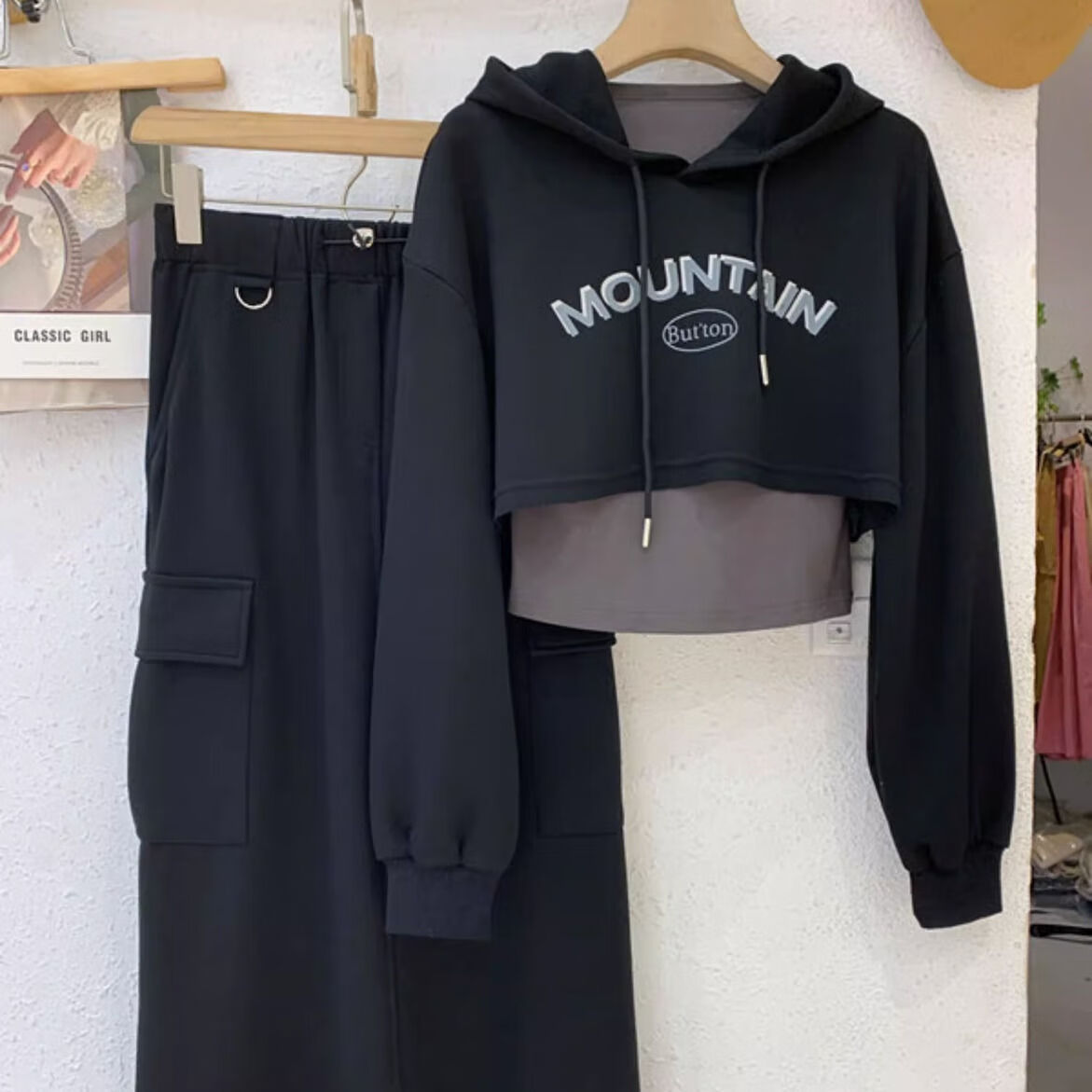 mwjo遮肚子微胖女装显瘦套装胖mm特大码300斤休闲连帽字母运动服女秋