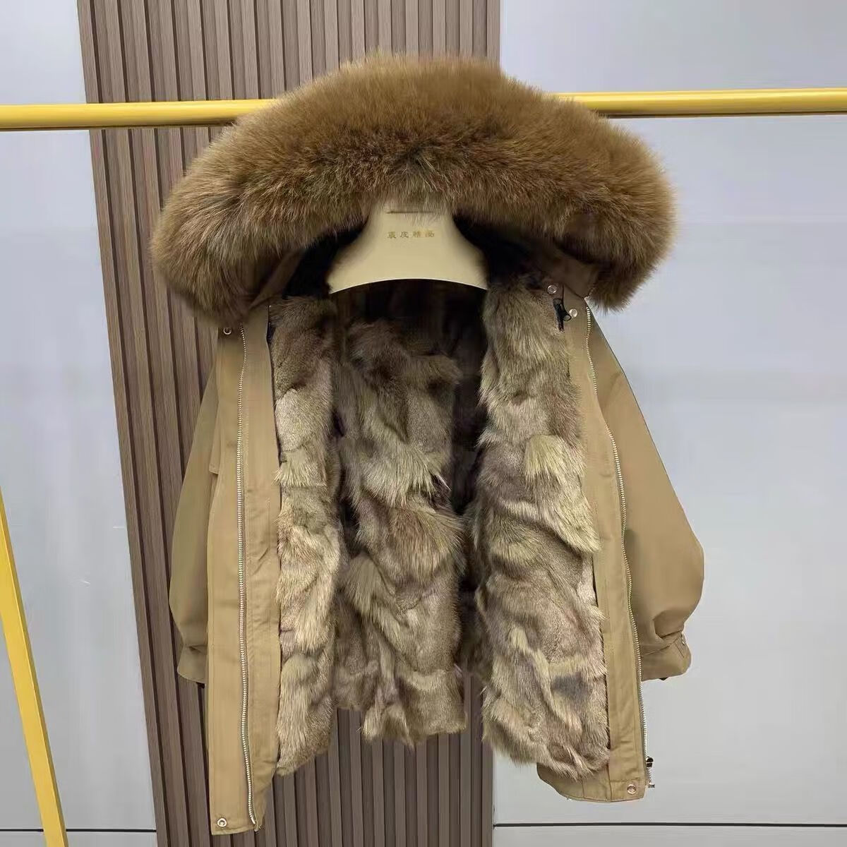 老爺車派克服女狐貍毛皮草外套可拆卸內(nèi)膽一衣三穿加厚顯瘦冬季2025新款 卡其色[狐貍毛內(nèi)膽] 2XL 150-165斤