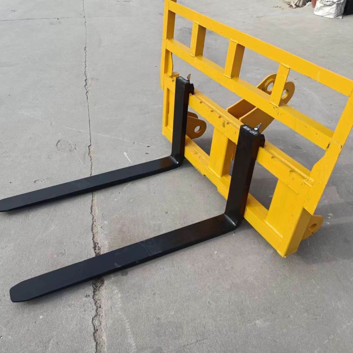 小装载机托叉铲车货叉大理石托叉两齿改装可调节叉子配件定制托叉
