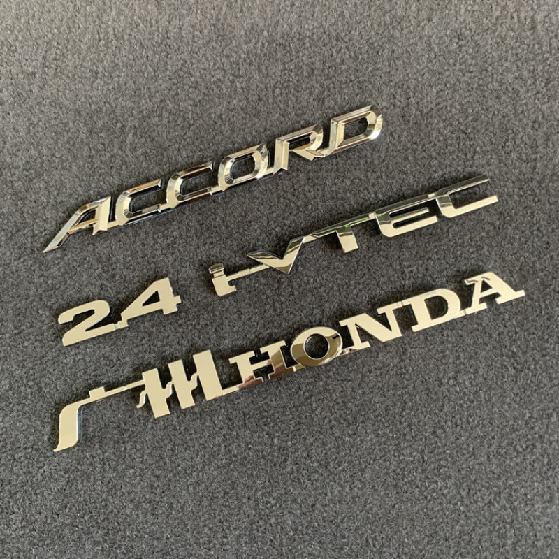 思铂睿思域中网标方向盘车标后字母车标 银色前h标(备注车型和年份)