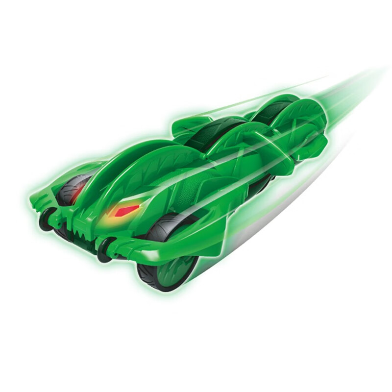 奥迪双钻炫酷圣甲车