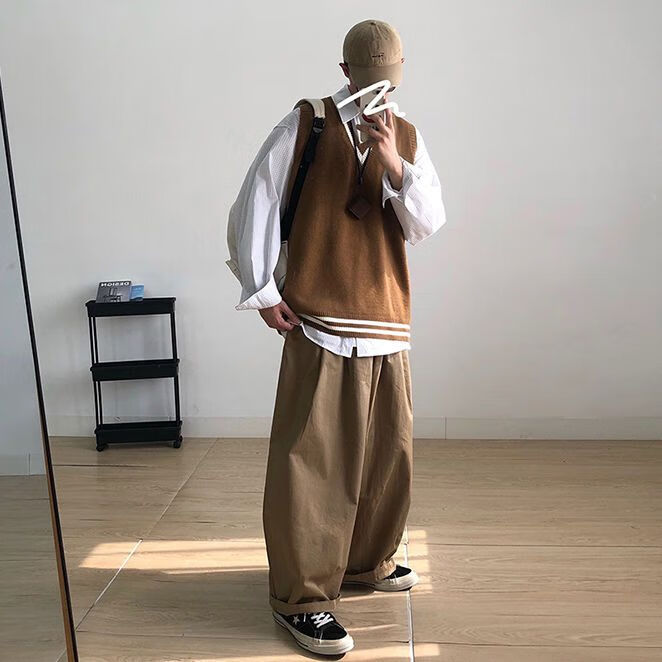 三件套卡其背心 白衬衫 卡其裤 m 关注店铺优先发货