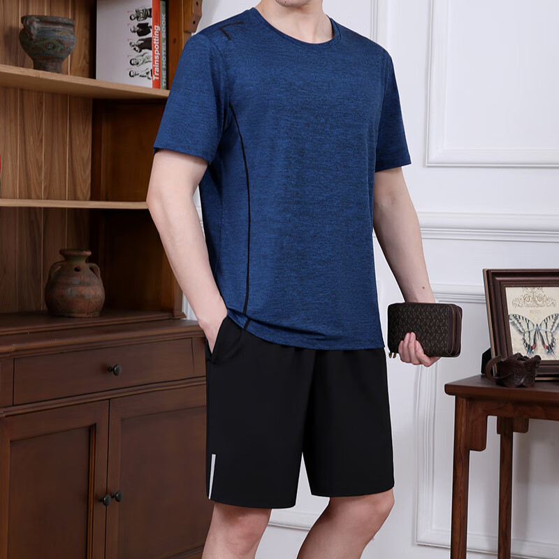 衣服4xl是什么意思（衣服4xl是多大）