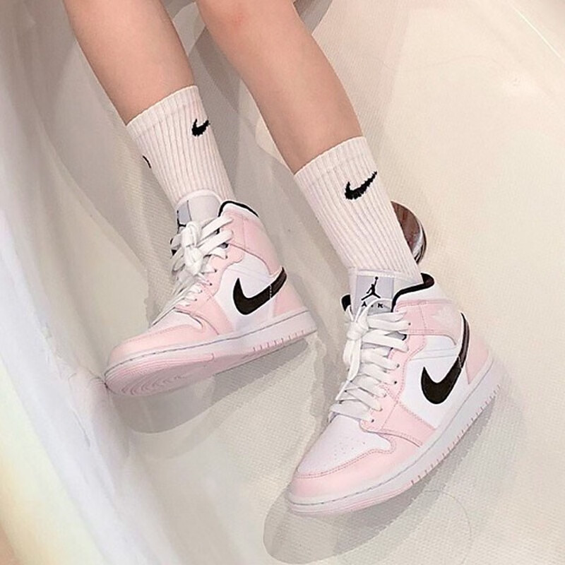 aj1 mid新款中帮休闲轻便运动篮球鞋 bq6472-500 玫瑰粉/紫罗兰 36