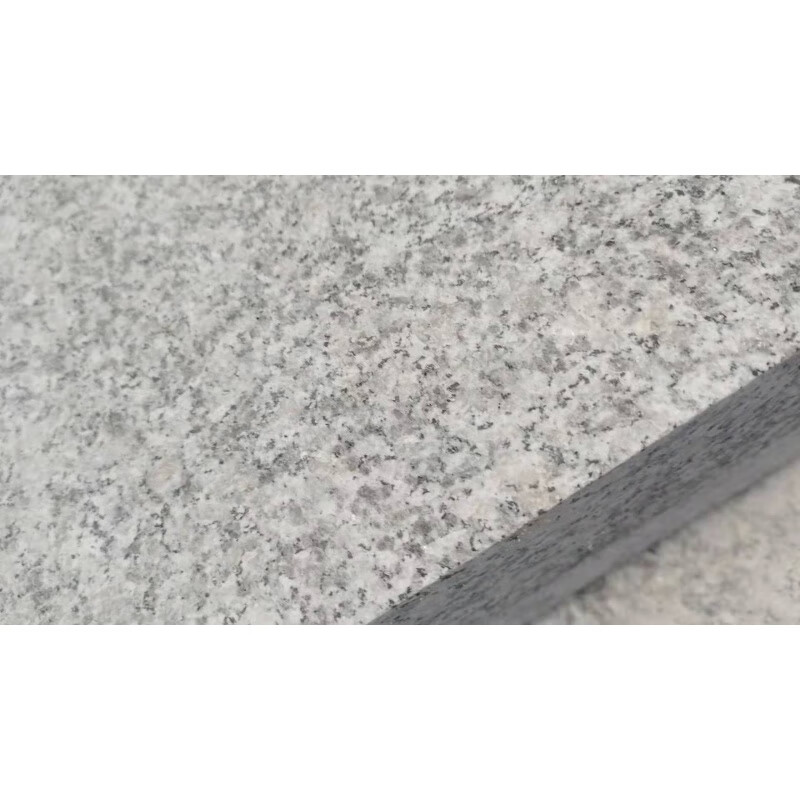 花岗岩石材芝麻白灰黑火烧板黄锈石荔枝面抛光板麻石地铺砖 芝麻白