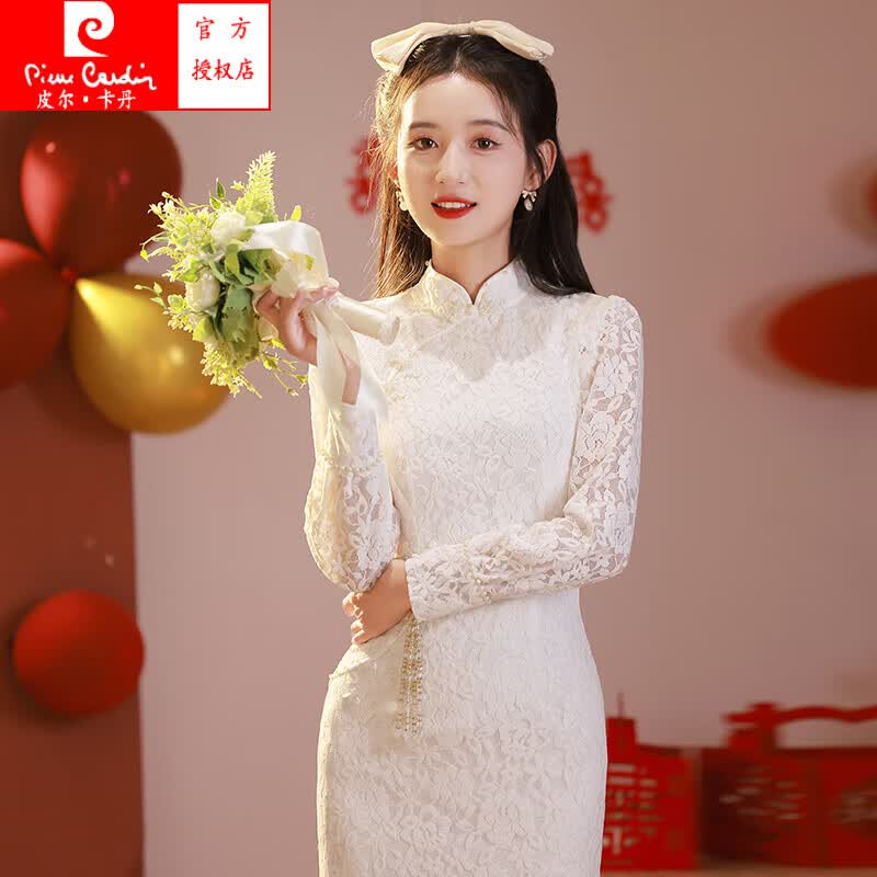 皮尔卡丹【品牌女装】白色旗袍敬酒服小个子订婚礼服连衣裙领证登记长袖中式蕾丝女冬季 白色GR22236 M属于什么档次？