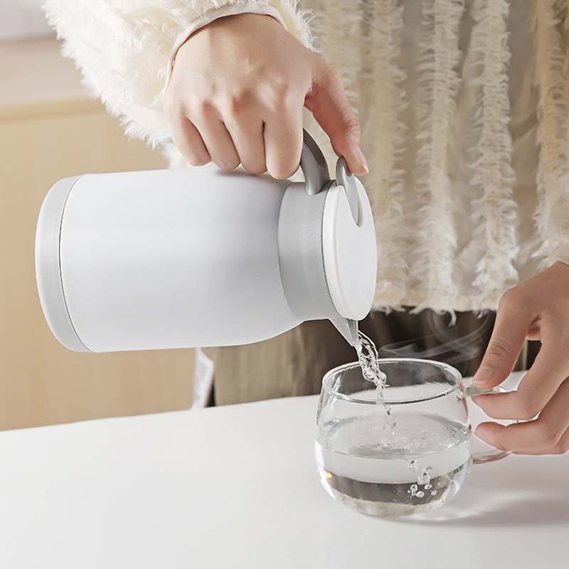 家用小型保温壶小容量304不锈钢真空开水瓶咖啡壶 880ml 白色