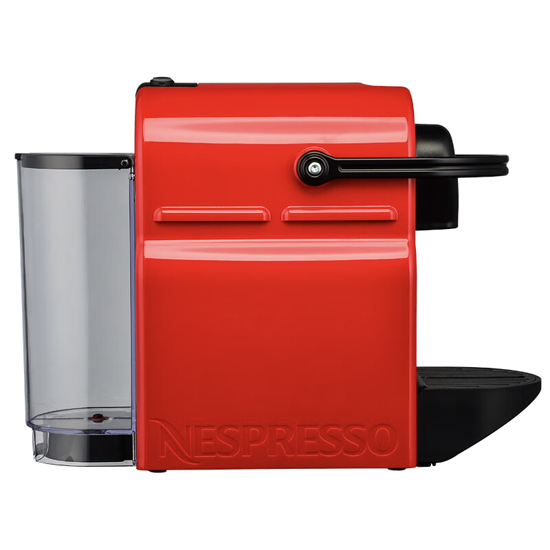 Nespresso奈斯派索胶囊咖啡机C40请问使用者：废弃胶囊盒里有漏进的水吗？