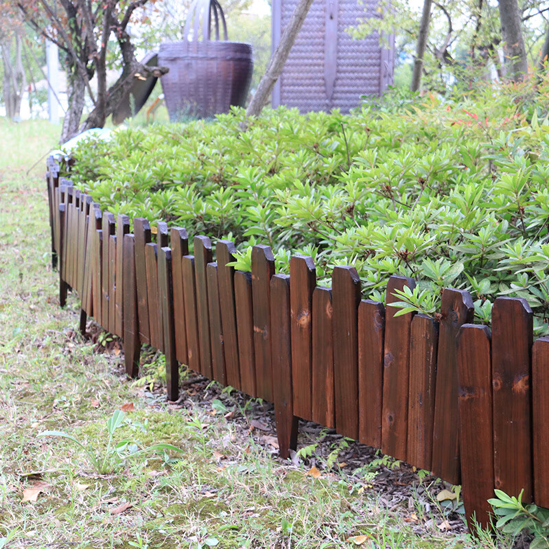 沃绣花园防腐木栅栏庭院装饰护栏花坛小篱笆碳化菜园实木围栏小院 高