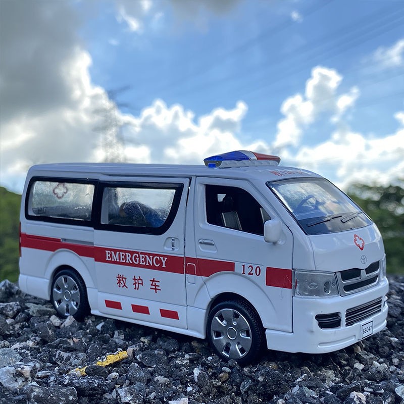 海狮汽车模型120救护车警车儿童金属玩具车收藏摆 白色丰田海狮救护车