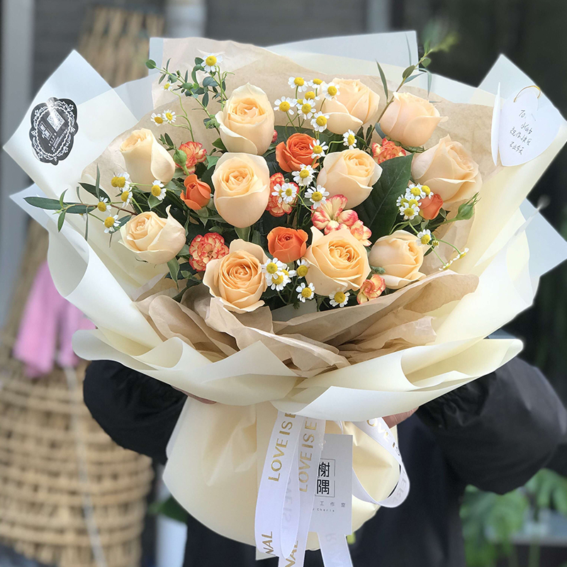 11月生日送什么花 结婚十周年送什么花好 伤感说说吧