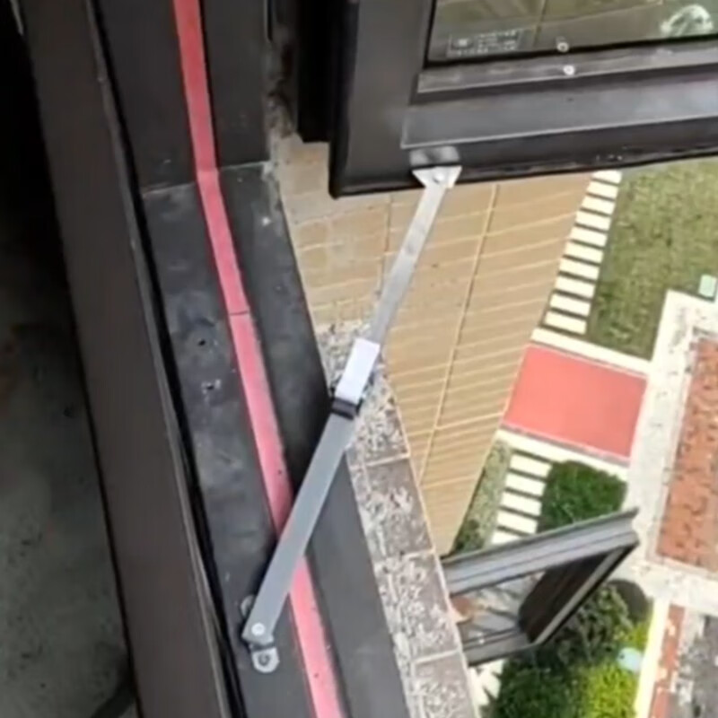 報告通過對導光板行業及發展環境的長期跟蹤