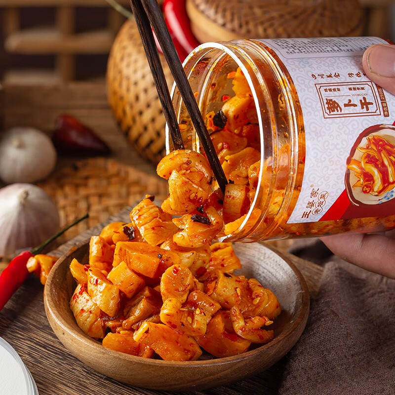 王婆家老坛菜麻辣萝卜干下饭菜四川自制农家自制脆爽萝卜丁下饭菜即食