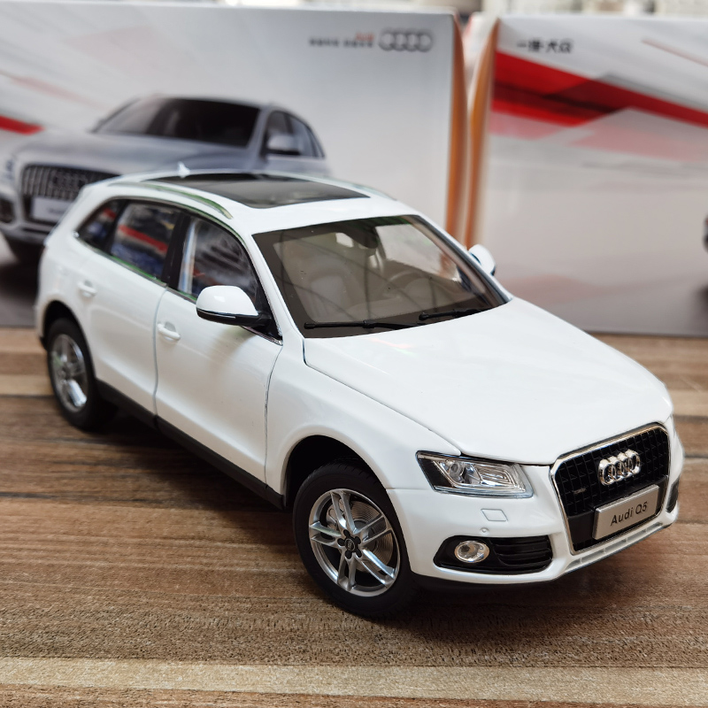 奥迪q5车模 1/18 原厂 audi 2015款 新q5 合金汽车模型 白色 轿车