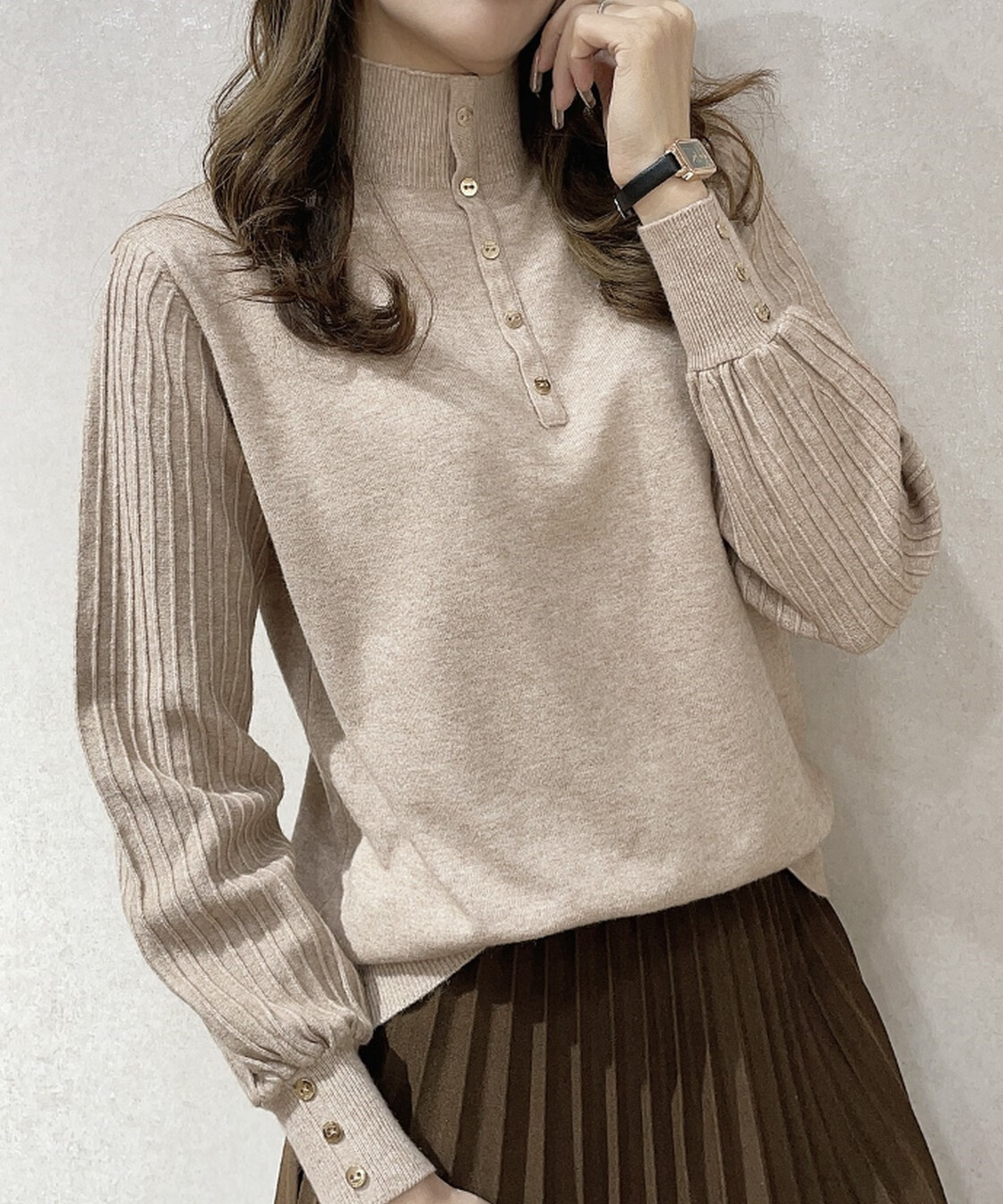 【品牌特价】半高领套头网红针织衫毛衣女秋冬新款装韩版宽松洋气纯色