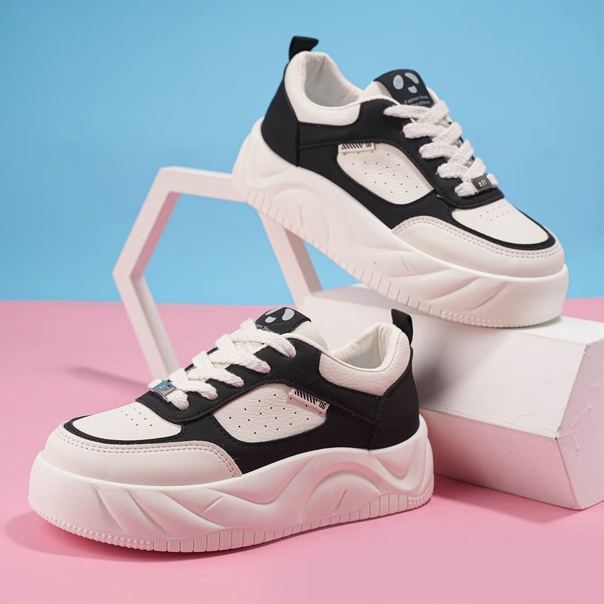 犸凯奴犸凯奴2024时尚潮流百搭小白鞋通勤轻便舒适运动休闲鞋女款 米