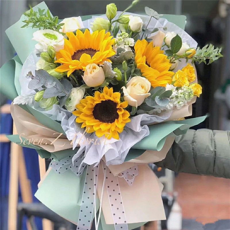 混搭玫瑰花束送男士女朋友长辈闺蜜领导老师生日礼物上海北京郑州成都