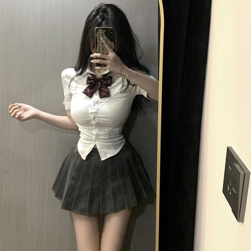雷黛茜三件套夏季JK制服套装纯欲风收腰修身短袖衬衫上衣百褶裙领结 V胸收腰短袖+灰百褶裙+沙华领结 XL