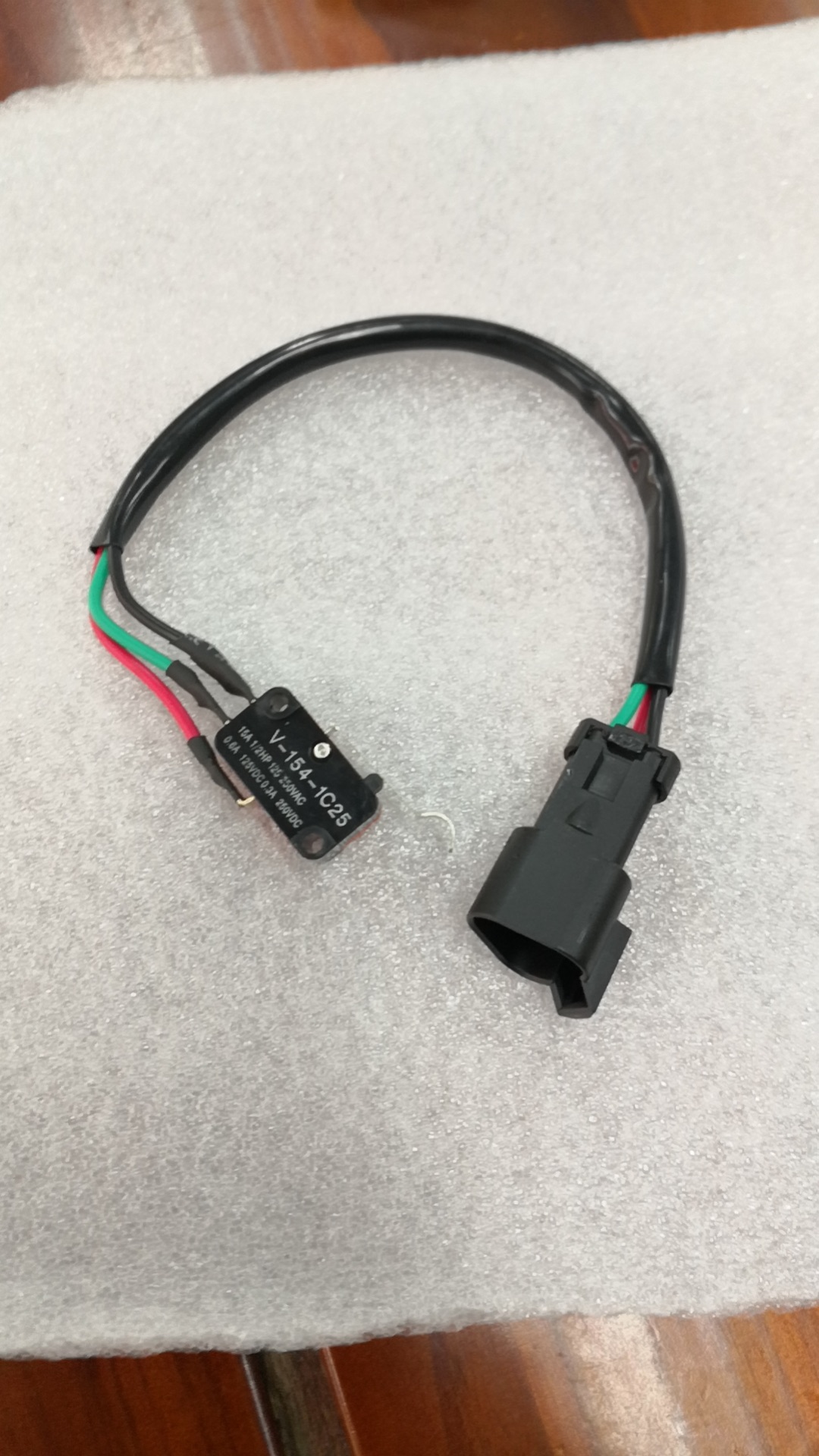 雅菲尔挖机现代60/150/200/215/225-7-9微动开关先导液压安全锁手动