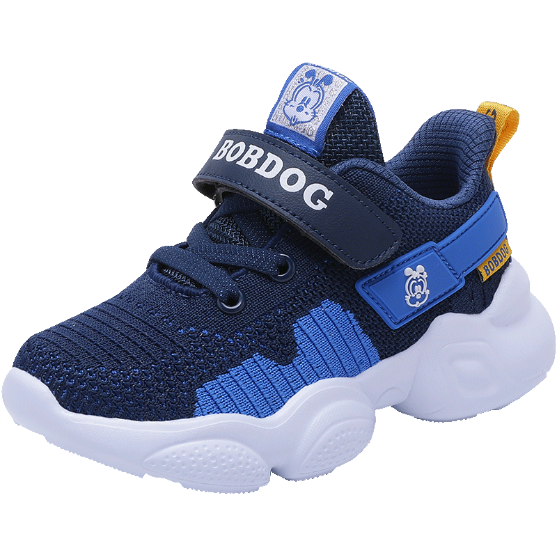 如何选购适合孩子的儿童运动鞋：巴布豆品牌推荐