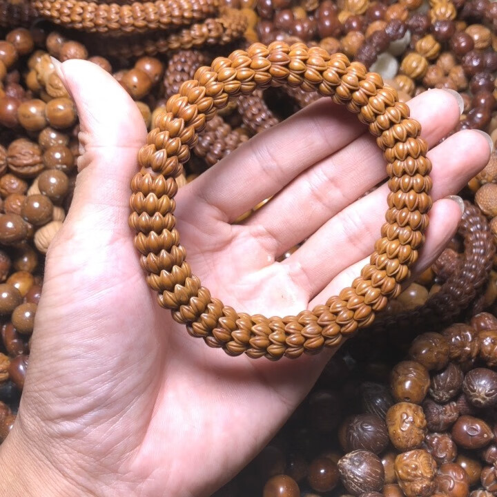 俏妆实心精品紫金鼠菩提雕刻九瓣莲花男女手串 姜黄色 12mm