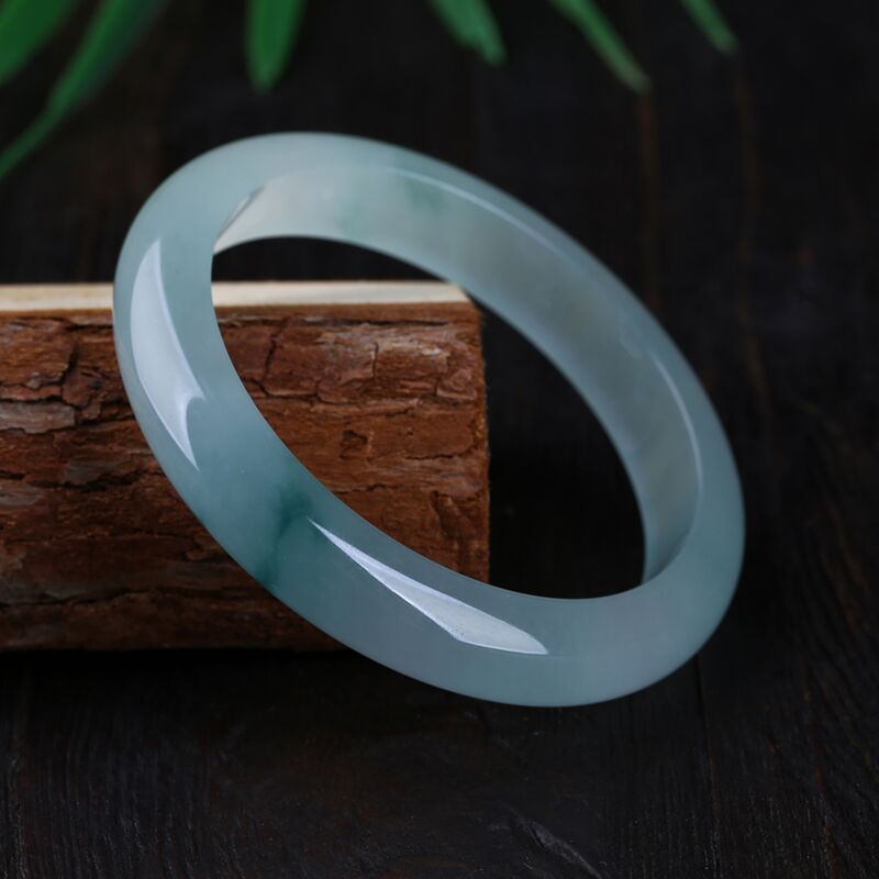 芳北怡蓝冰晴底飘花翡翠手镯正圈圆口扁条玉镯子手镯种水轻奢网红同款