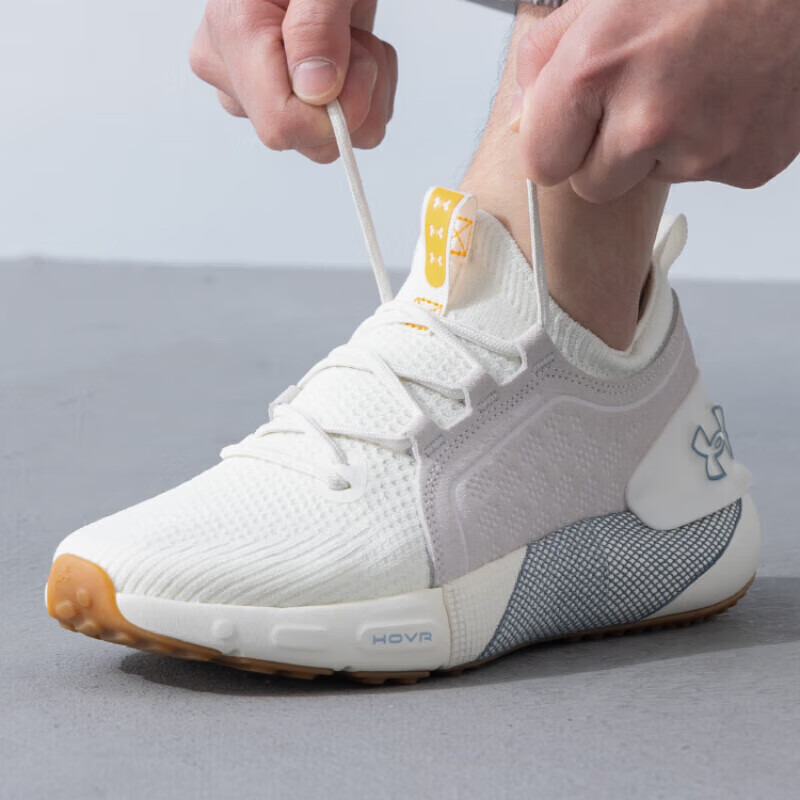 �����꣨Under Armour���ܲ�Ь�� ʱ�л����������͸�������˶�Ь�� 3026651-100 44.5