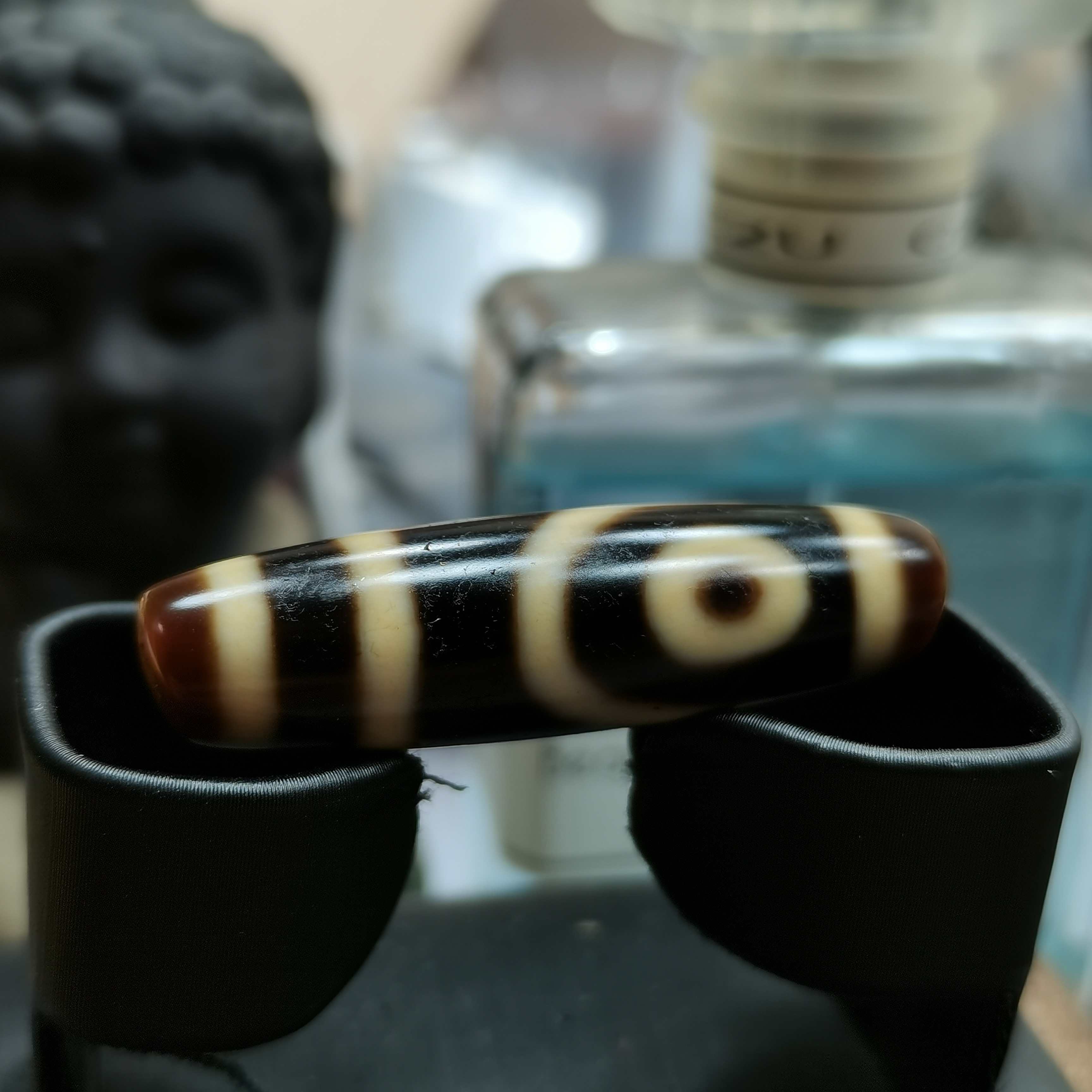 珠佩丽上肯超顶天珠藏传台湾至工艺牙黄两眼天珠真品男女吊坠锁骨一物