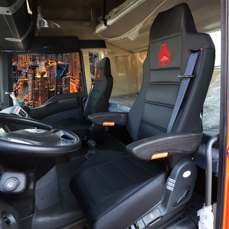 适用于重汽豪沃t7h座套t5g汕德卡c7h货车g5豪瀚n7g用品装饰专用坐垫