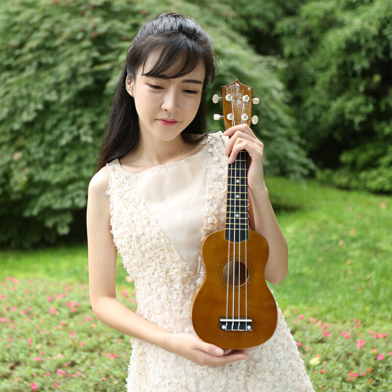 曲漾 彩色女生尤克里里儿童小吉他初学者乌克丽丽夏威夷 21寸套餐八