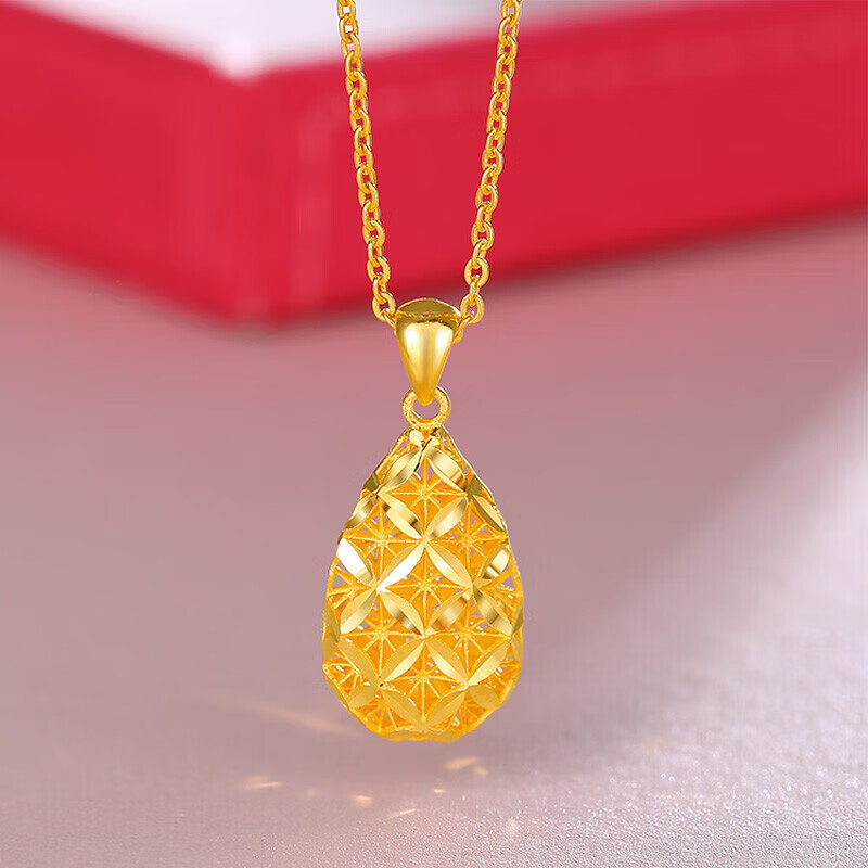 菜百首饰 黄金吊坠 足金时尚镂空水滴形吊坠不含链 计价 约1.90克