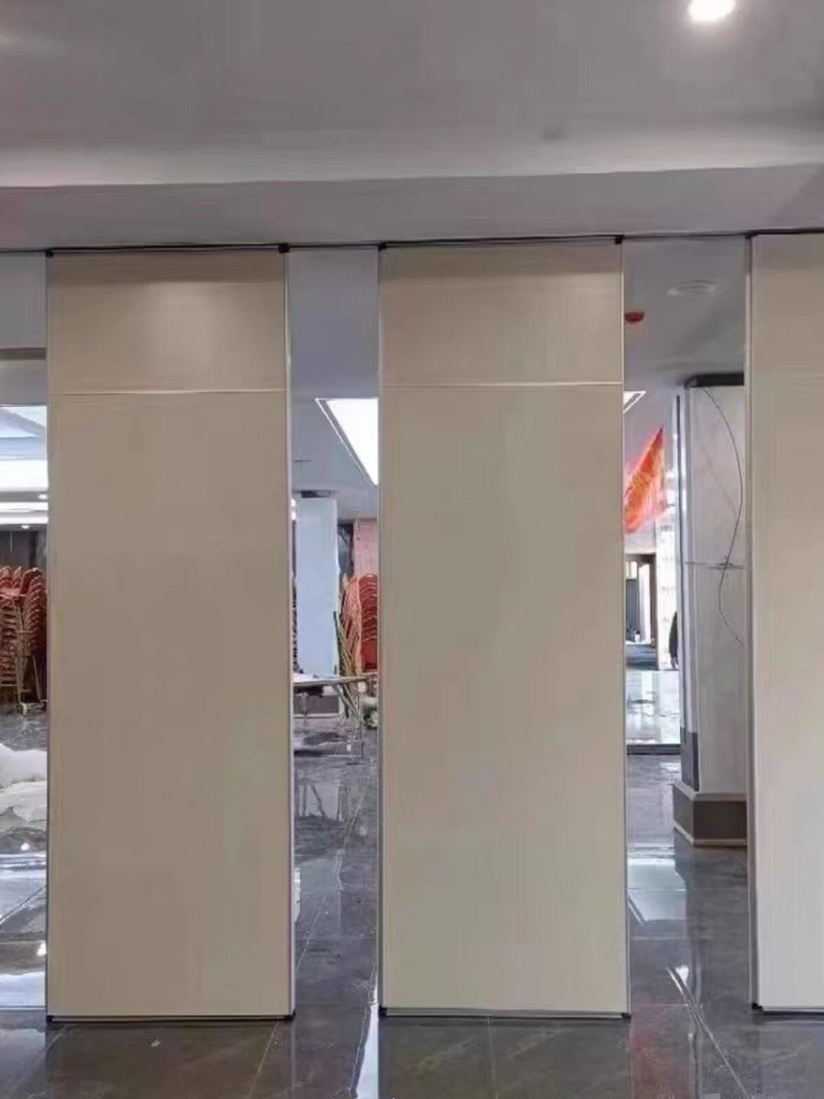 莎庭(sartill)教室隔断舞蹈房镜面屏风幼儿园隔断墙板培训会议室移动