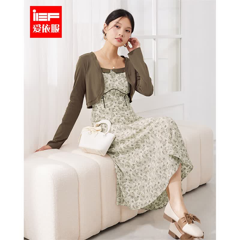 IEF/爱依服套装2023秋季新款时尚两件套轻熟气质女神碎花吊带套裙 咖白花 S属于什么档次？