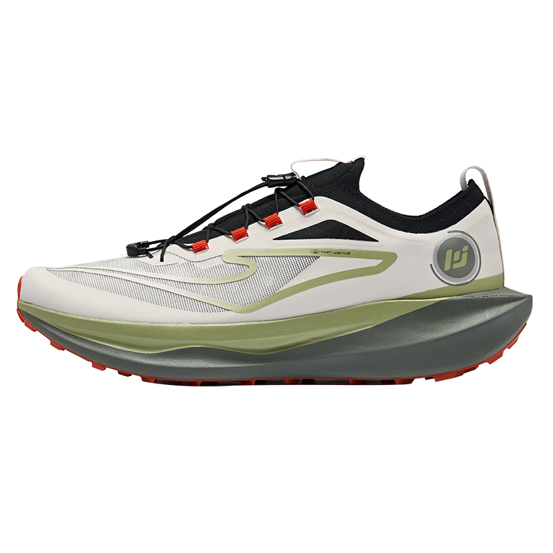 鸿星尔克跑步鞋减震回弹跑鞋无境PRO
运动鞋子51125103303