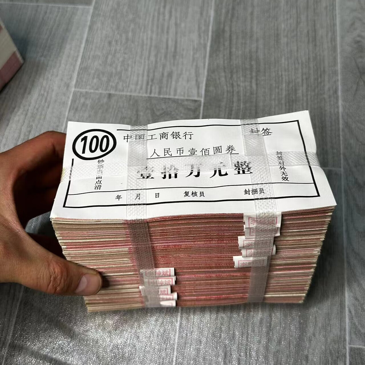 44岁玲花近况曝光不少网友为她感到唏嘘