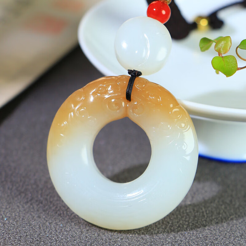 玉赐平安和田玉二龙戏珠女士吊坠天然新疆糖白玉挂件平安环男款项链