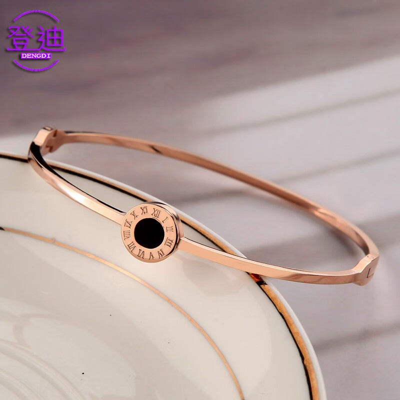登迪钛钢镀玫瑰金罗马数字手镯女士日韩潮人简约个性细手环饰品送女友