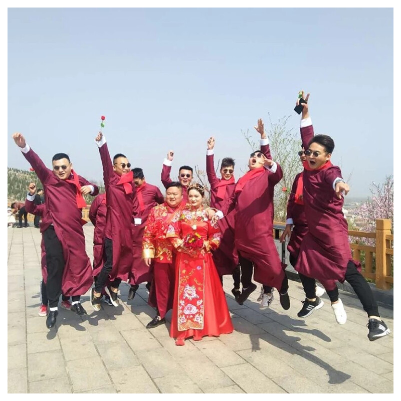 可開票中式結婚禮服伴郎伴娘服男士長衫長袍大褂民國古裝相聲兄弟團禮服工裝可開票 酒紅色 伴郎服 175cm