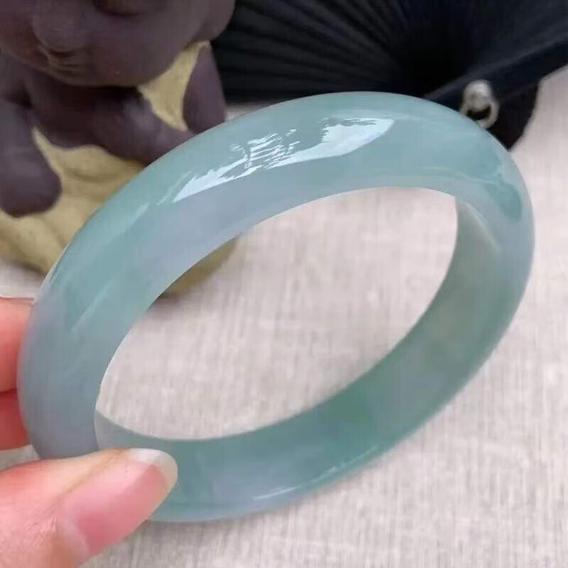 kerla缅甸高冰蓝水圆条飘蓝花玉镯子老坑翡翠玉手镯天空蓝冰晴女 纯色