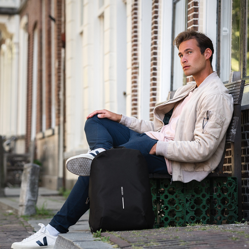 XDDESIGN爱思迪双肩包男女防盗背包通勤15.6英寸笔记本电脑包旅行包休闲包 黑色