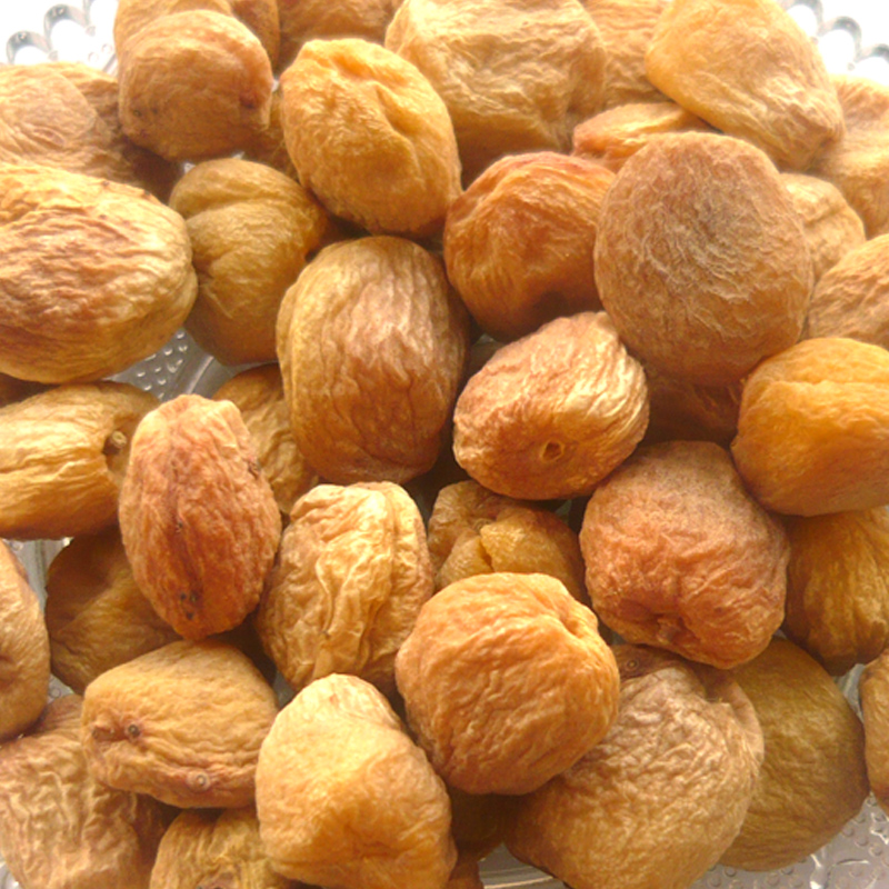 伊犁 小白杏干新疆特产甜杏干无蔗糖农家树上吊死干 小白杏干2斤