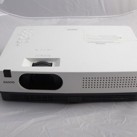二手投影机三洋PLC-XD2600高清wifi1080P3D短焦投影仪 默认